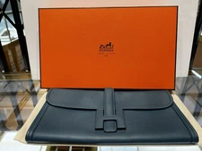 Hermes Jigi Clutch 29