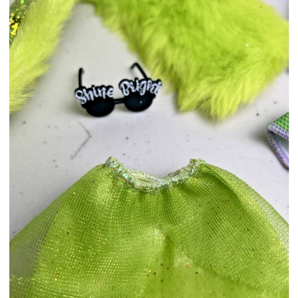 Barbie Muñeca Ropa Trajes Zapatos Cartera Gafas Verde Neón Imitación Piel Bufanda Lote Foto 4 de 4