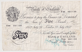 AUCTION START £1. BRITISH WHITE FIVE POUND £5 1952 banknote [C]