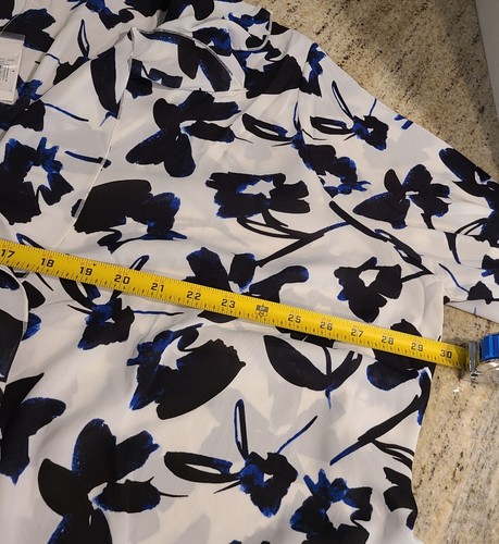 New! The Limeted Size 3X Black Blue Floral Ruffle Front Button Blouse Office - Picture 3 of 14