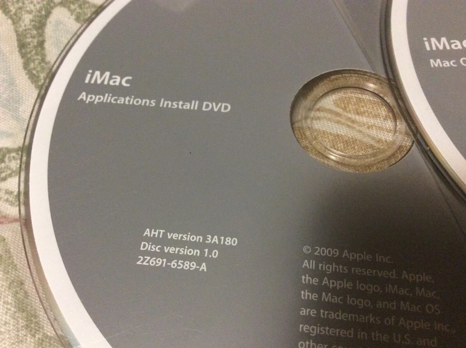 Genuine Operating System Apple Snow Leopard 10.6.x for mid & late 2009 iMacs - Image 2 of 3
