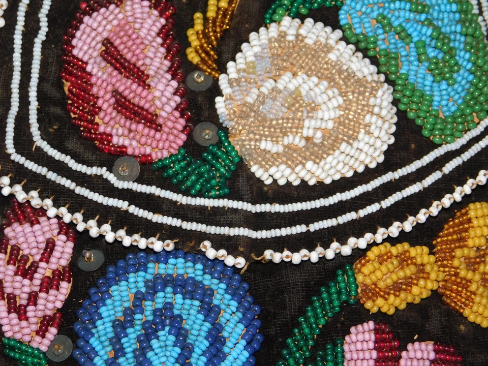 Antiguo Monedero Nativo Americano con Cuentas Mohawk Iroqueses Grandes Lagos 1860 Canadá EE. UU. Foto 3 de 4