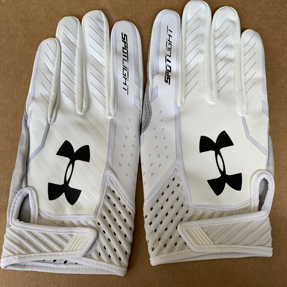セール‼️UNDER ARMOUR SPOTLIGHT GLOVE LEATHER Under Armour NFL Spotlight Leather Palm Gloves White sz 2XL | eBay
