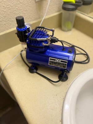 Master Airbrush 1/5 HP Cool Runner II Dual Fan Tank Air Compressor Kit