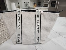 Victoria's Secret Cozy Plush Fuzzy Fleece Tote Zipper Off White Zip Closure NWT