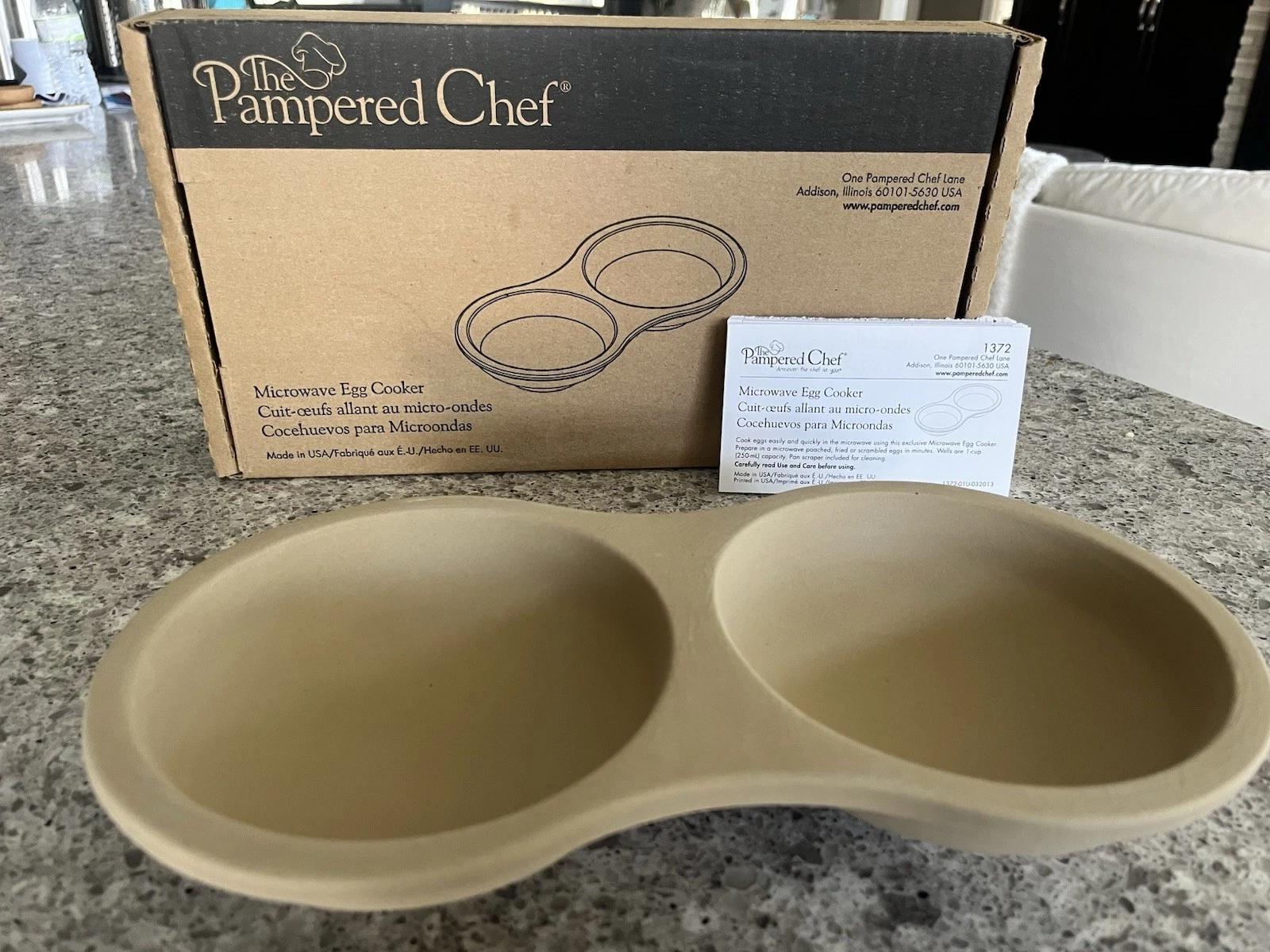 Pampered Chef Stoneware Microwave Egg Cooker 1372 NEW IN BOX