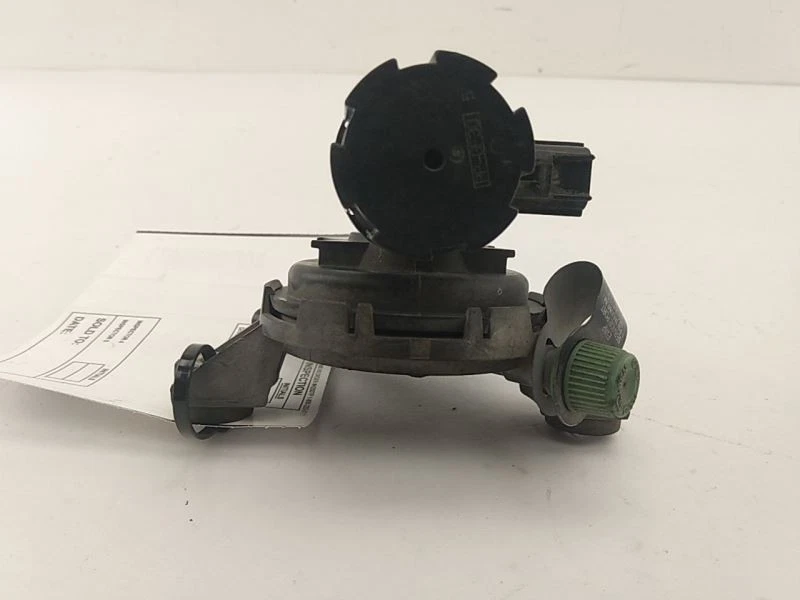 Válvula canister de evaporação de vapor de combustível Ford Excursion compatível com 2000-2005  - Imagem 3 de 4