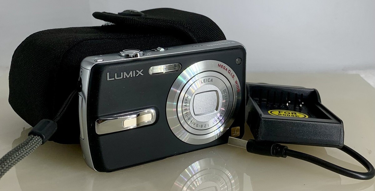 Panasonic Lumix Dmc-Fx50 Compact Digital Camera 21.9x Zoom+Charger