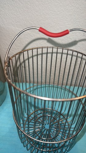 Kuhn Rikon Stainless Steel Vegetable Steamer 12-Cup 4th Burner Pot With Basket - Picture 3 of 11