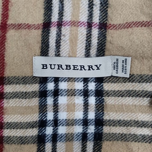 Authentic Burberry London 100% Cashmere Beige Check Fringe Rectangle Scarf - Picture 3 of 9