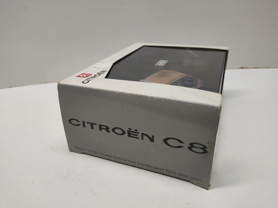 Citroen C8 1/43 Norev - Photo 3/4
