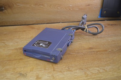Iomega Zip 100 External Parallel Port Disk External Drive Z100P2 NO POWER SUPPLY
