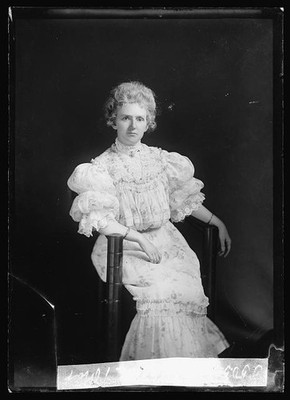 Photo:Mrs Pearce Portrait Woman in White Dress Studio Photograph