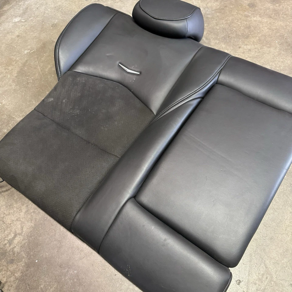 Cadillac CTS-V 2016-19 sedán Alcantara cuero respaldo trasero derecho térmico/ventilado Foto 3 de 4