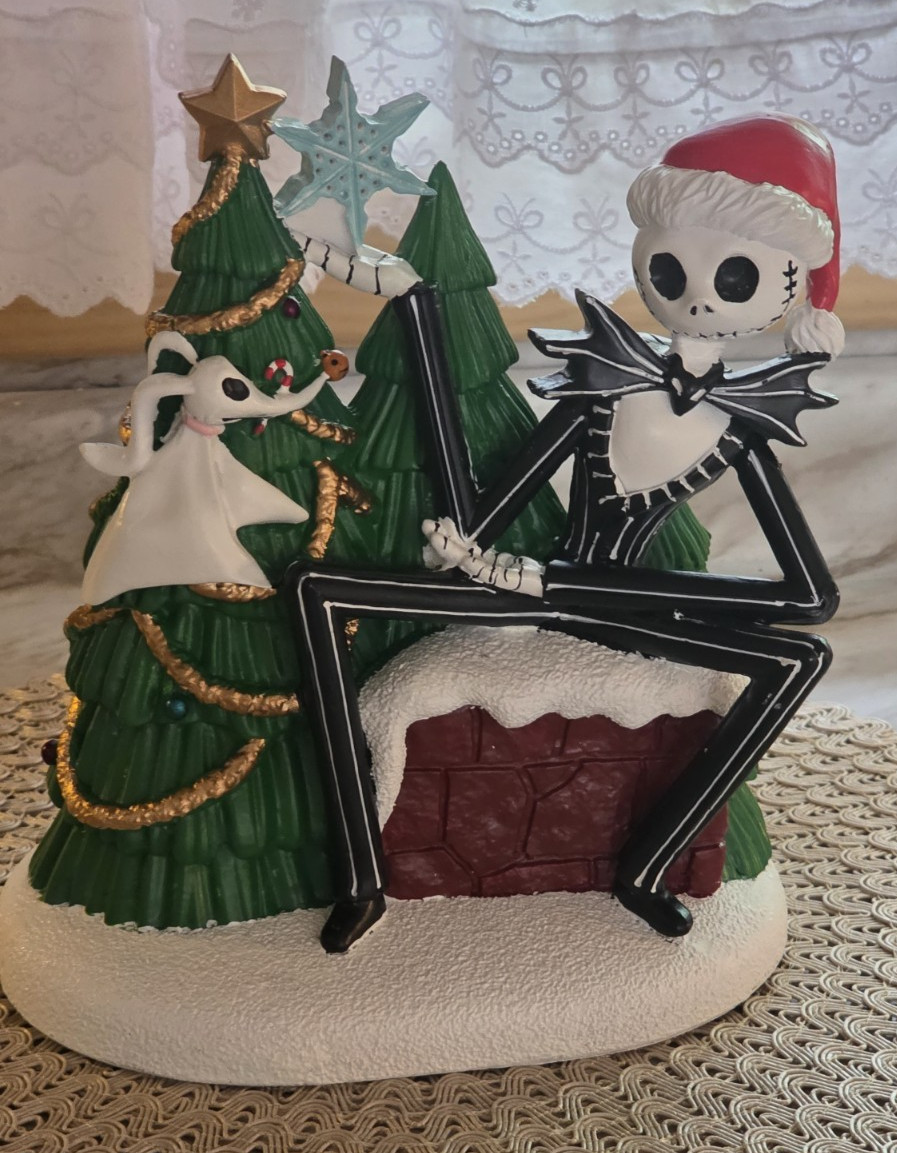 Figura DISNEY PESADILLA ANTES DE NAVIDAD JACK SKELLINGTON & ZERO NAVIDAD