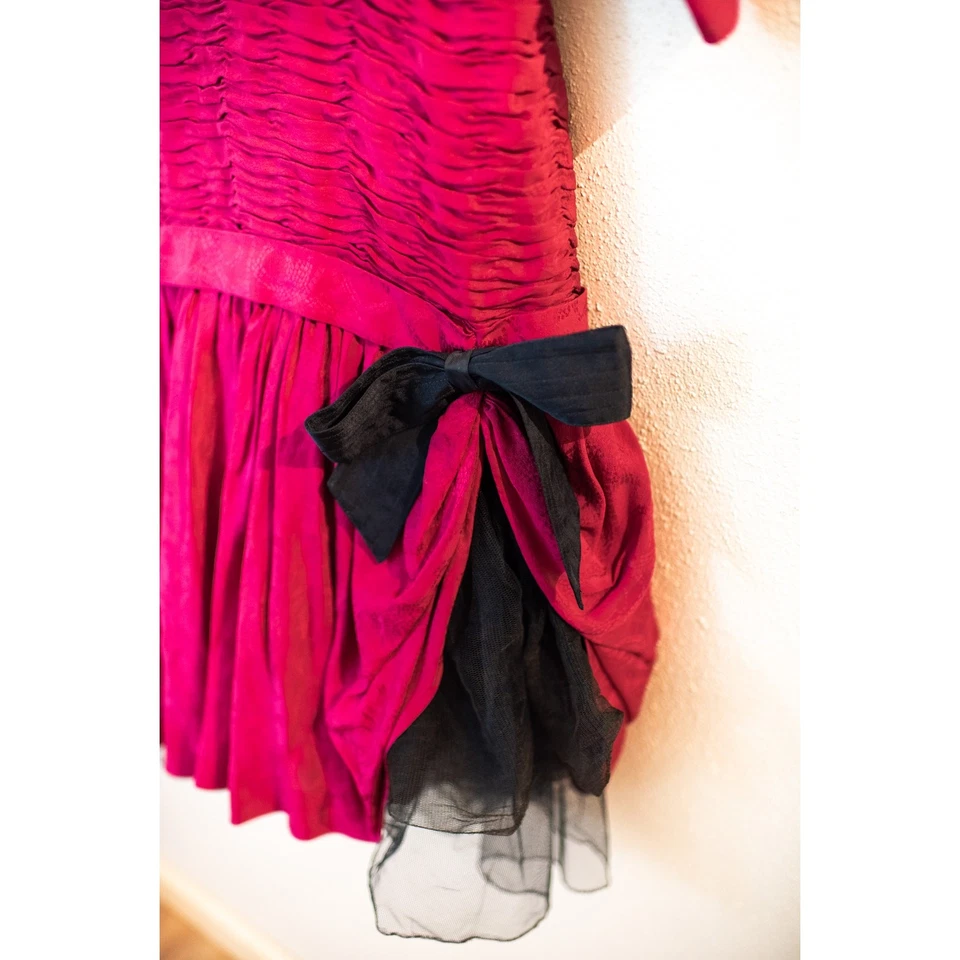 Vestido de fiesta vintage años 80 granate rojo negro seda tul cintura caída fruncido lazo XS Foto 4 de 4