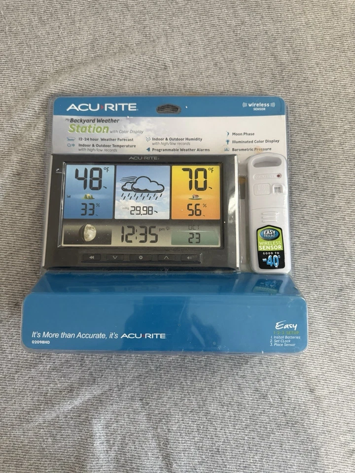 Reloj despertador con sensor inalámbrico Previsor meteorológico de patio trasero Carga USB Acurite Foto 3 de 3