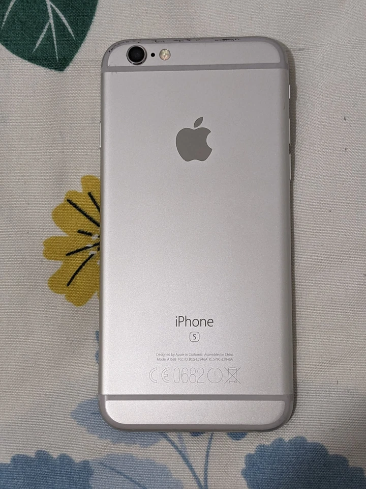Apple iPhone 6s 128GB, photo 4 of 5