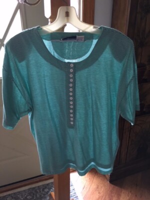 Maggie Lawrence Sport Selection T-Shirt - Green - Size 18/20 - Gently Used