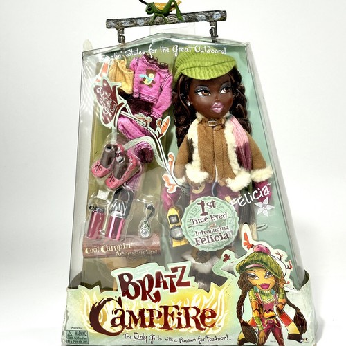 Bambola Bratz FELICICIA Campfire Prima Uscita NUOVA in scatola Senza scatola 2005 scatola danneggiata LEGGERE - Foto 4 di 17