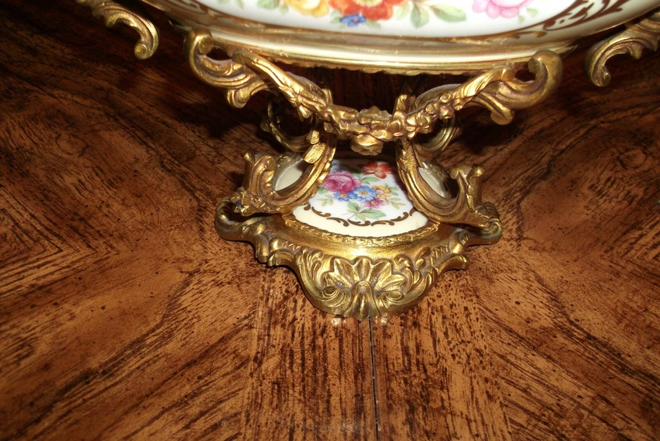 ANTIGUO Raro FRANCÉS Pintado a Mano con Acento Dorado Plato con Bisagras/OFERTA**** Foto 3 de 4