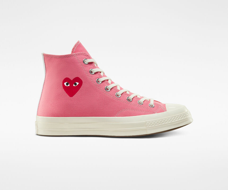 mens converse with heart