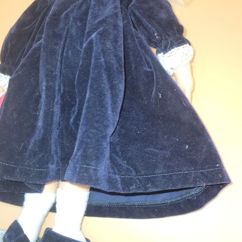 LENCI LIMITED EDITION "MIMI", 1997, HOME SHOPPING NETWORK, #297/499 With Tags - Picture 6 of 11