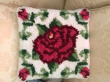 Vtg 70s Latch Hook Pillow Pink ROSE Floral Hand Made w/love Velvet Backed 15x15"