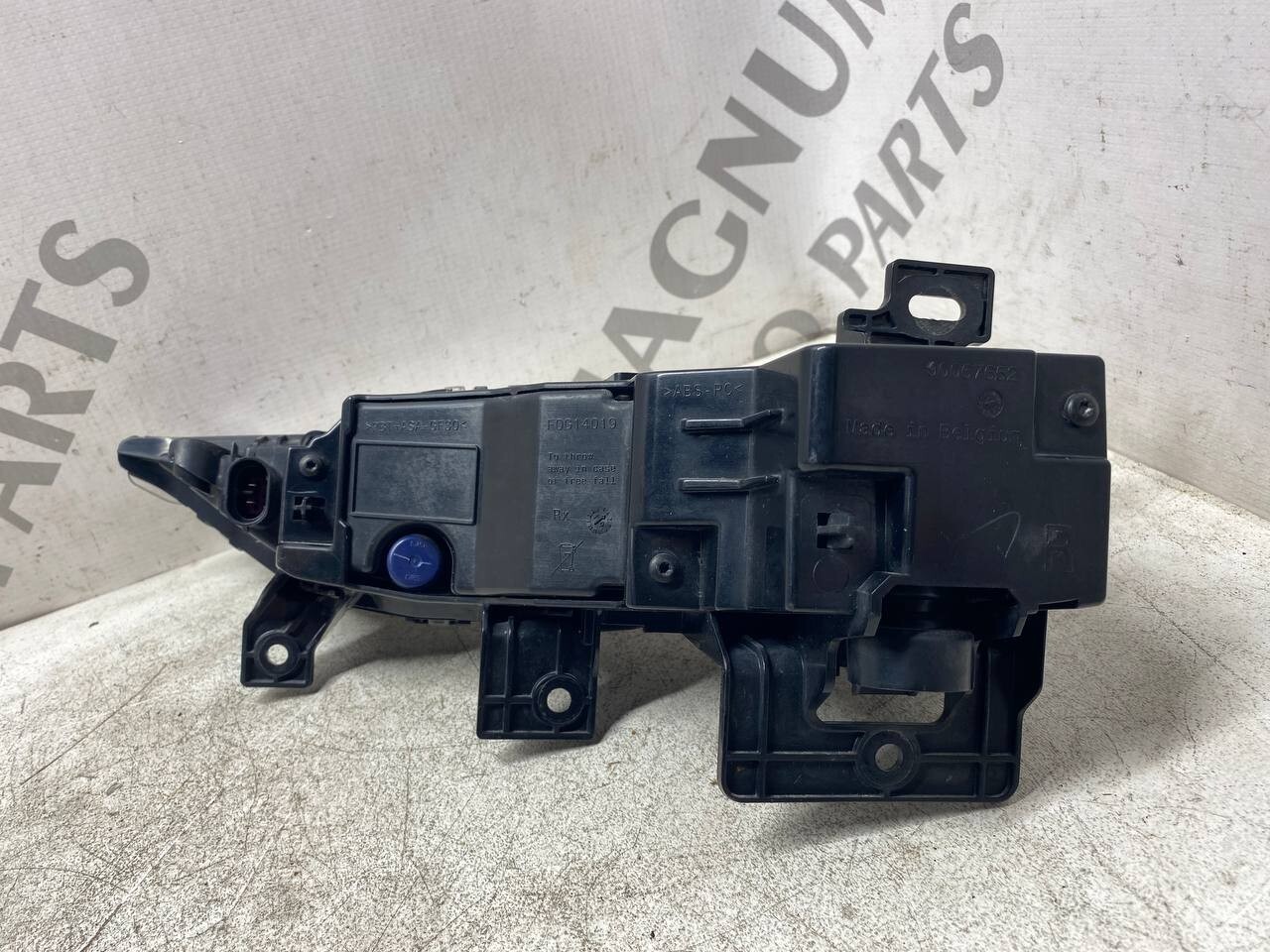 Infiniti Qx80 Fog Light Left Driver 2018 2019 90067651 LED OEM for  