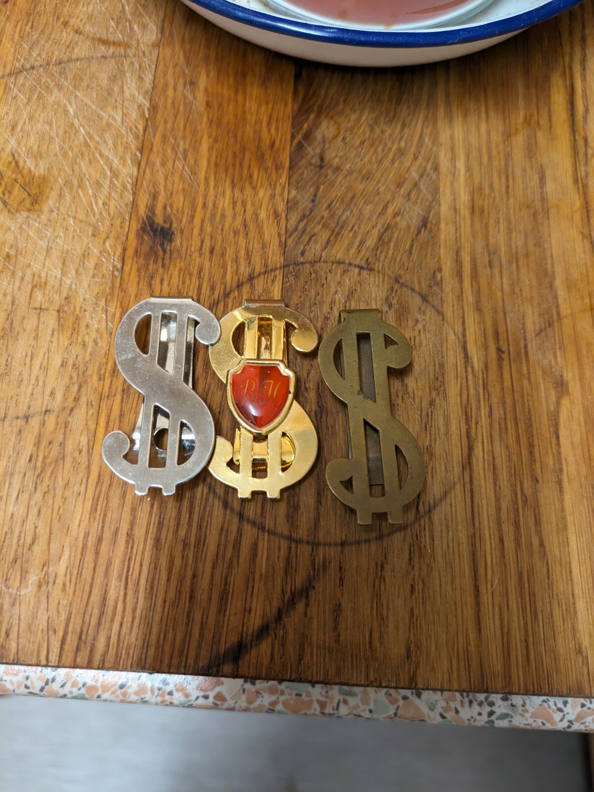 Picture 10 of 24