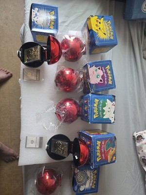 VINTAGE 1999 / Nintendo Pokemon 23K Gold Plated Trading Card Set!