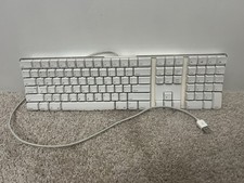 Genuine Apple Mac A1048 White Wired Full Size Keyboard English with 2 USB port