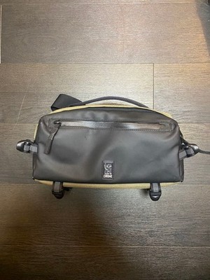 Chrome Kovac Sling Bag Black/Olive 30x15x10cm Used Light Wear