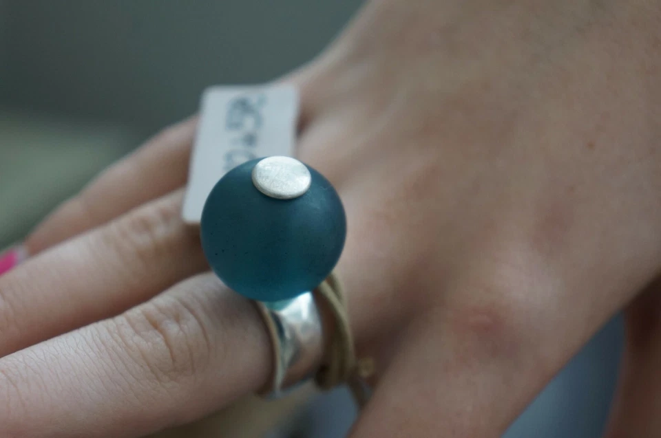 NUEVO UNO de 50 Bola de Cristal de Murano Azul OJO DEL GUADIANA Anillo de Plata 7.25 7.5 M L Foto 4 de 4