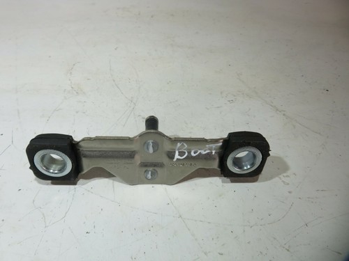 AUDI A3 2.0 TDI S LINE 2012- REAR TRUNK LID LOCK LATCH P/N : 8P4827607A - Picture 2 of 3