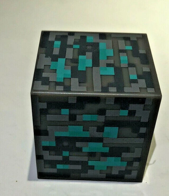 Minecraft Mini Box Cubes Various Lot - Image 2 of 4