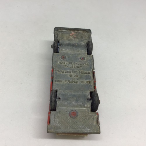 Vintage Matchbox Lesney - No 29 Fire Pumper Truck - Made in England - 1966 - Picture 7 of 11
