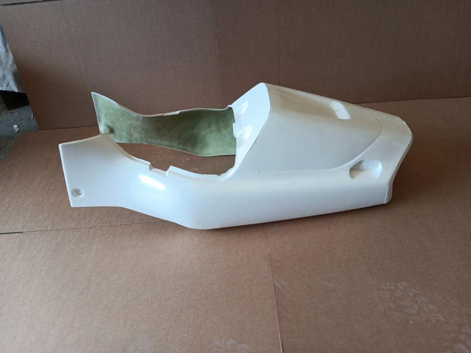 Panel de carenado de fibra de vidrio para asiento de carrera de carretera Suzuki GSXR 1100 P R Foto 4 de 4