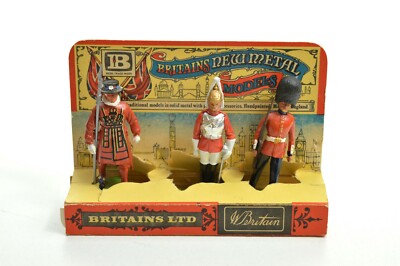 BRITAINS 7223 LIFEGUARD - BEEFEATER - SCOTS GUARD .