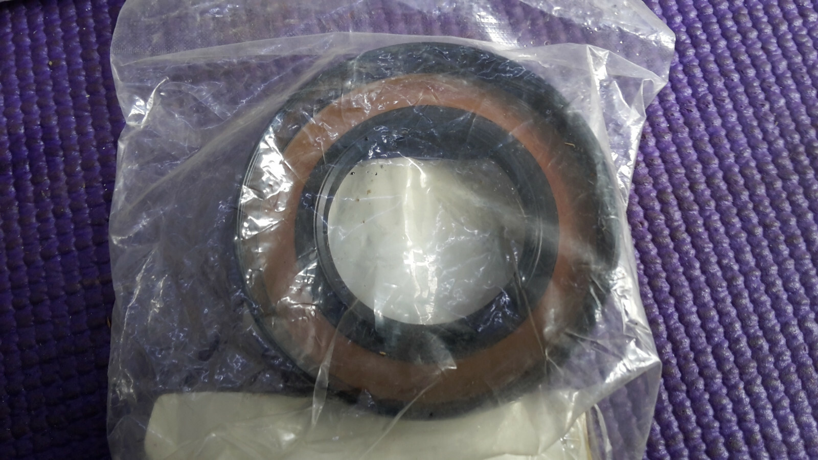 Genuine Toyota Rear Differential Pinion Shaft Oil Seal Landcruiser