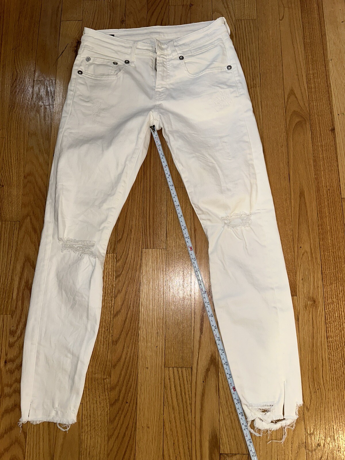 Women&rsquo;s R13 Boy Skinny in Warren White Distressed Jeans Made In Italy