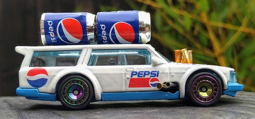VOLVO Estate PEPSI Drift Car by Hot Wheels Modified Real Riders 1:64 NEW - Picture 1 of 5