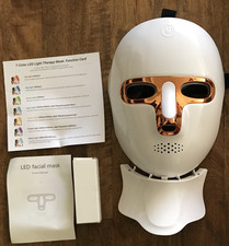 LED Light Therapy Face Mask White/Gold USB Powered Portable w/ Cable Manual 4E