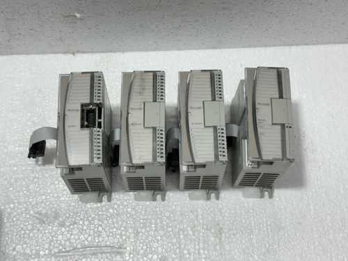 Allen Bradley 1766-L32BXB CON MODULO 2 X 1762-OB16 1 X 1762-IQ16 1 X 1762- IF4 - Foto 10 di 10