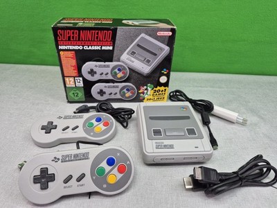 Nintendo SNES Classic Mini   Super Nintendo Entertainment System mit 21 Spielen