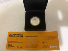 2013 Australian Road Sign Series KANGAROO 1oz Silver Frosted UNC Coin 94.30 per troy oz