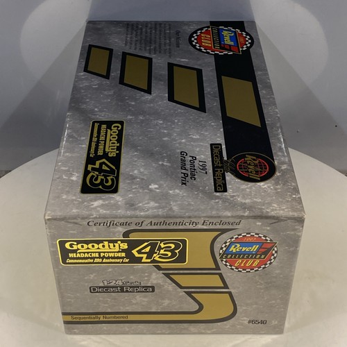 Vintage Revell Club Collection 1:24 Scale Die Cast Bobby Hamilton Car w/COA New - Picture 7 of 24