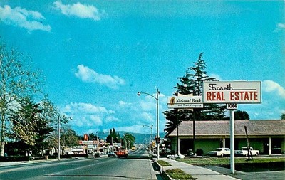 STREET SCENE, CORONA, CALIFORNIA, VINTAGE POSTCARD (EN1154)