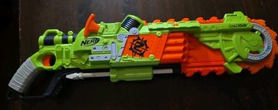 Nerf  Zombie Strike Brainsaw Blaster Dart Toy Gun Tested & Working