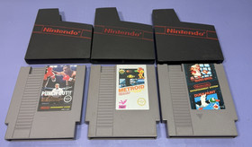 Nintendo NES Action Set CIB Complete Box + Zapper + 3 Games Punch-Out Metroid
